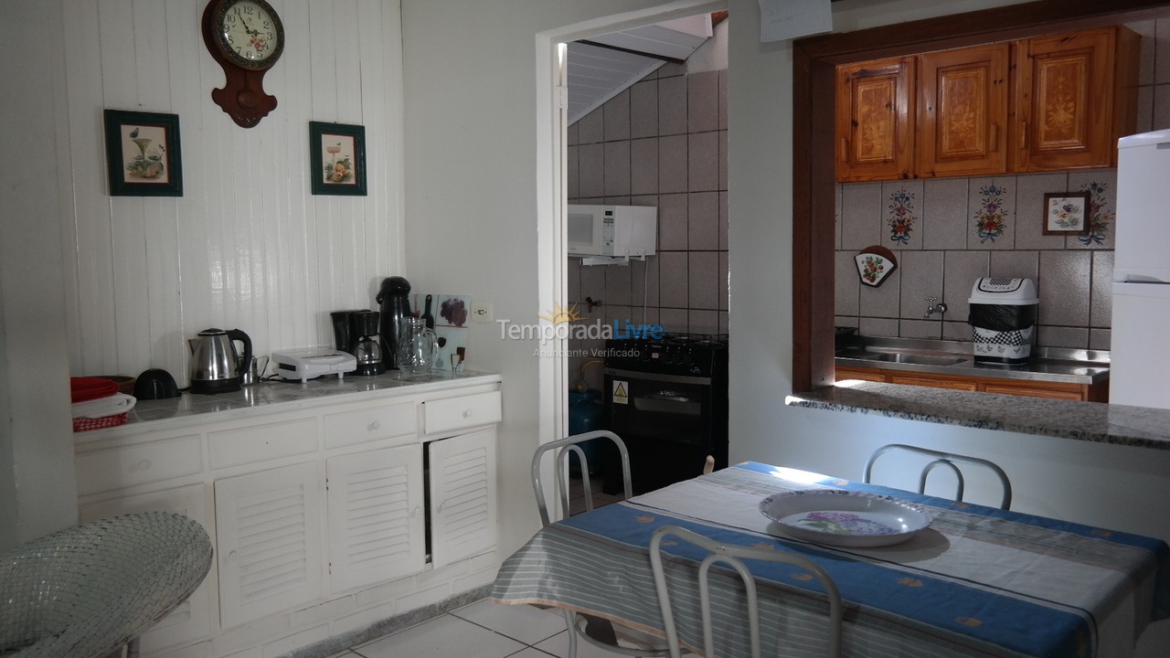 Casa para aluguel de temporada em Bombinhas (Mariscal)