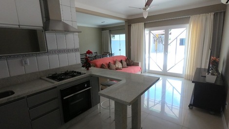 'Entire' house with heated pool and barbecue ;)