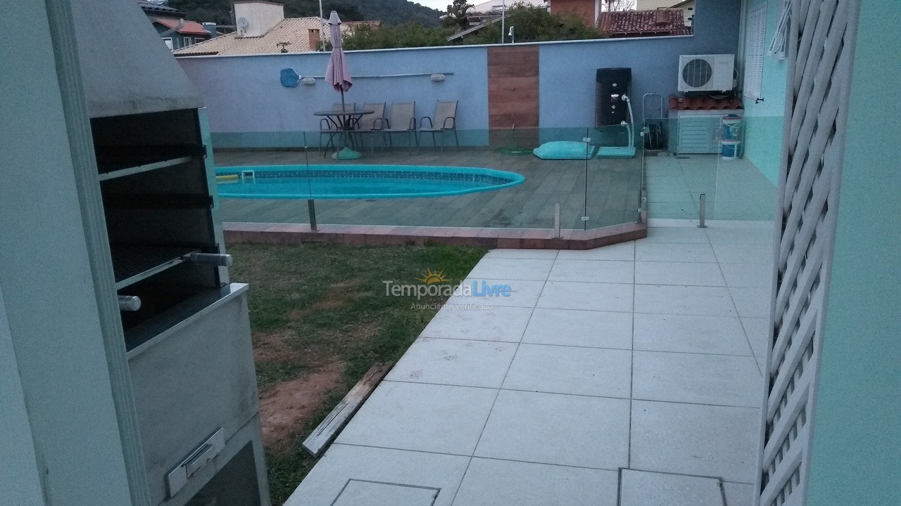 House for vacation rental in Florianópolis (Cachoeira do Bom Jesus)