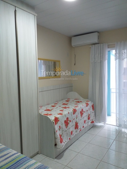 Apartment for vacation rental in Bombinhas (Praia de Bombinhas)