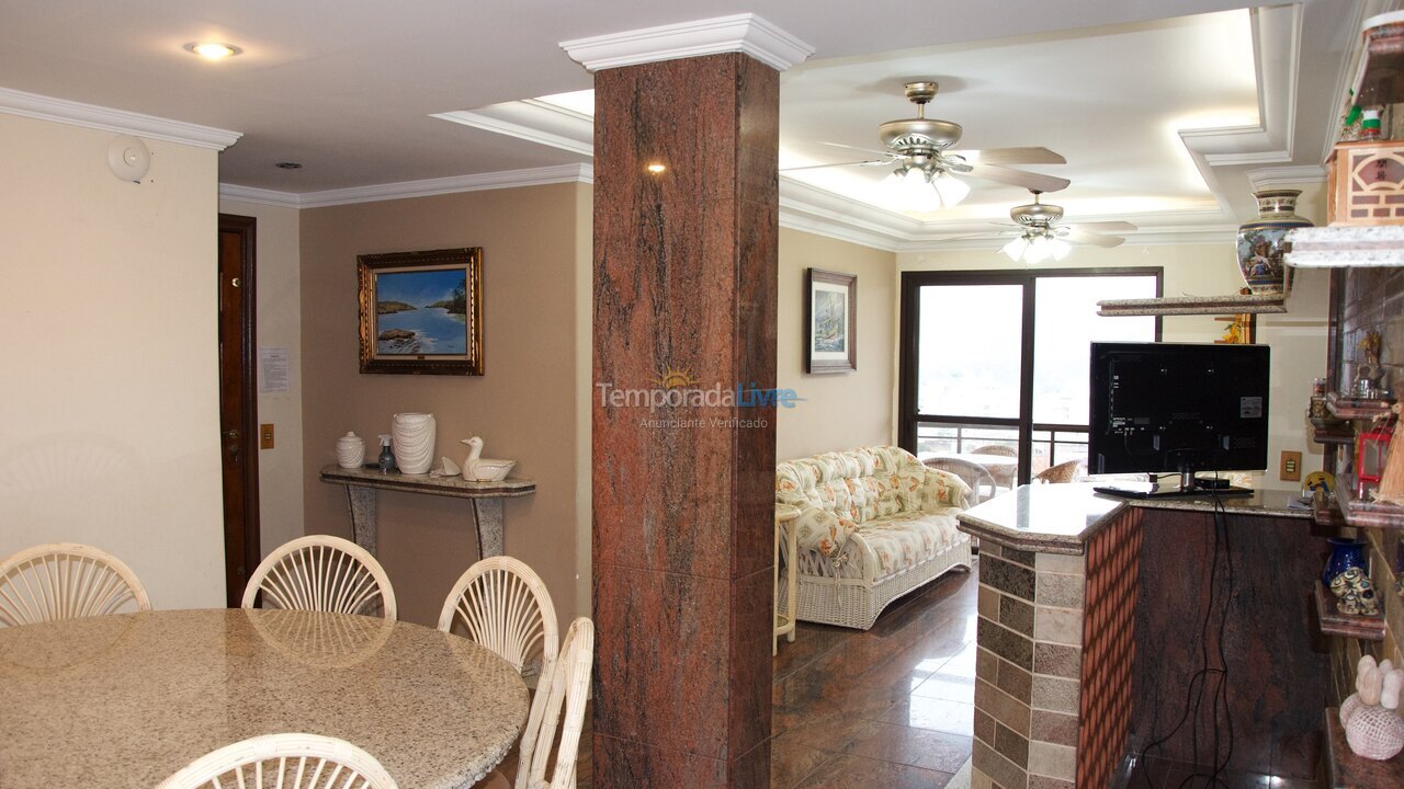 Apartment for vacation rental in Guarujá (Enseada)