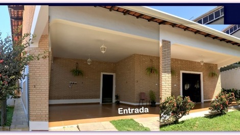 Beautiful house 300 meters from Praia Grande Ubatuba