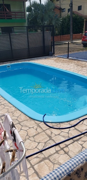 Casa para aluguel de temporada em São Francisco do Sul (Enseada)