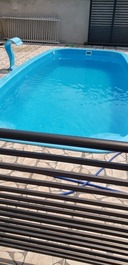 Belíssimo sobrado com Ac em todos os quartos, piscina,WI-FI