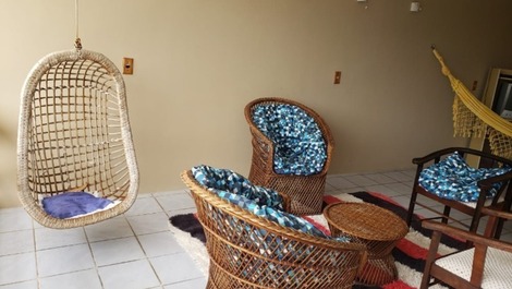 Belíssimo sobrado com Ac em todos os quartos, piscina,WI-FI