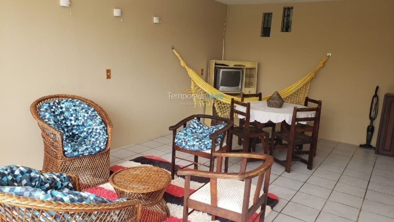 Casa para aluguel de temporada em São Francisco do Sul (Enseada)