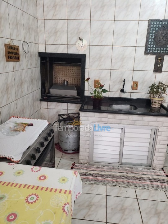 Casa para aluguel de temporada em São Francisco do Sul (Enseada)