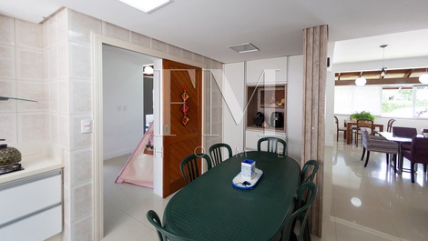 Perfect Home - Hermosa casa en Jurerê Internacional