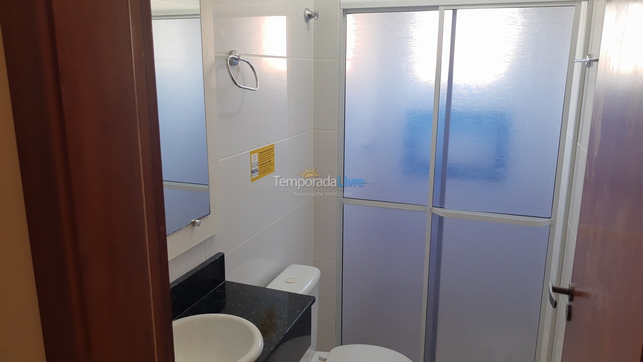 Apartamento para aluguel de temporada em Governador Celso Ramos (Praia de Palmas)