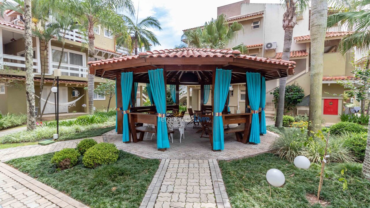 Casa para aluguel de temporada em Florianópolis (Jurere Tradicional)