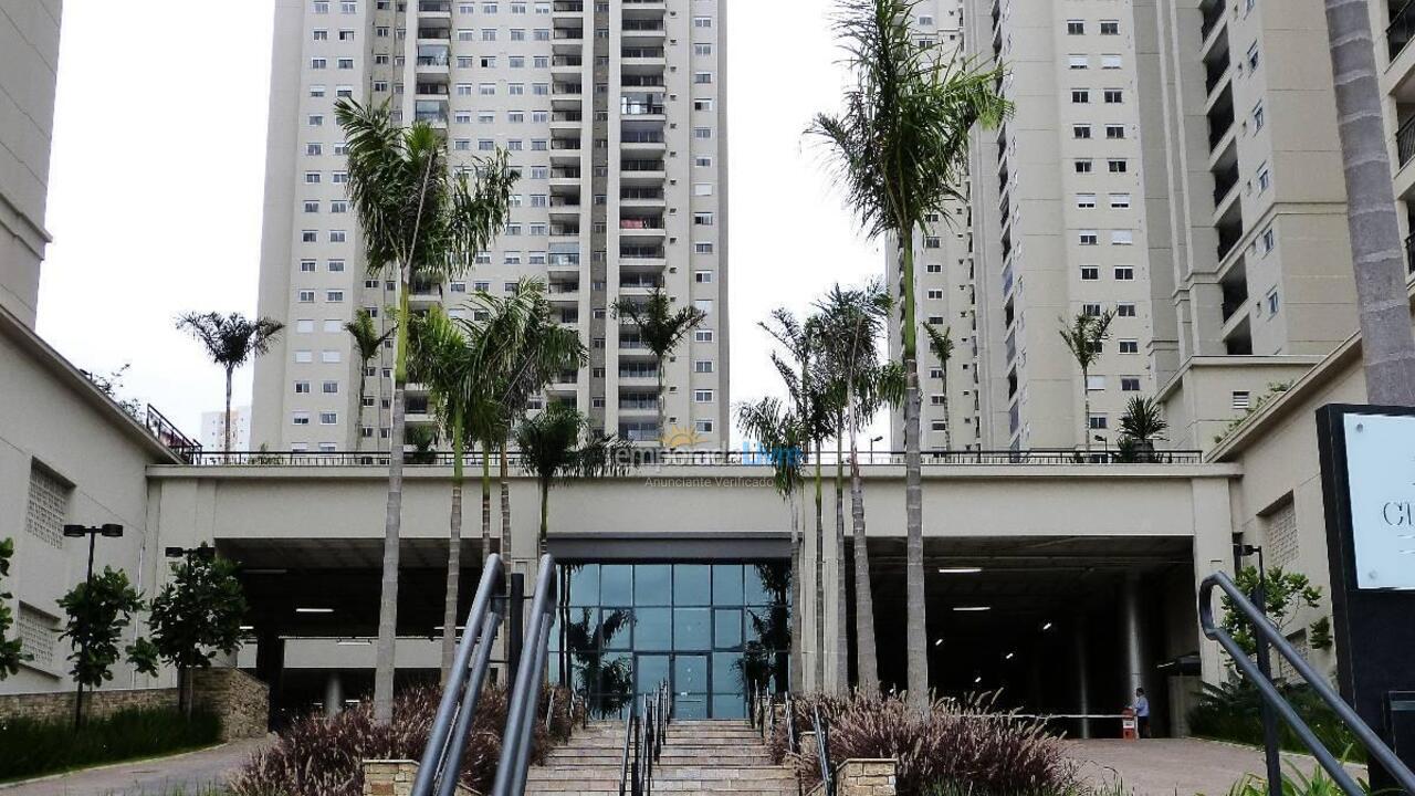 Apartamento para aluguel de temporada em Guarulhos (Jardim Flor da Montanha)