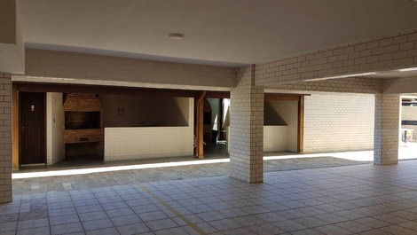 Área das churrasqueiras