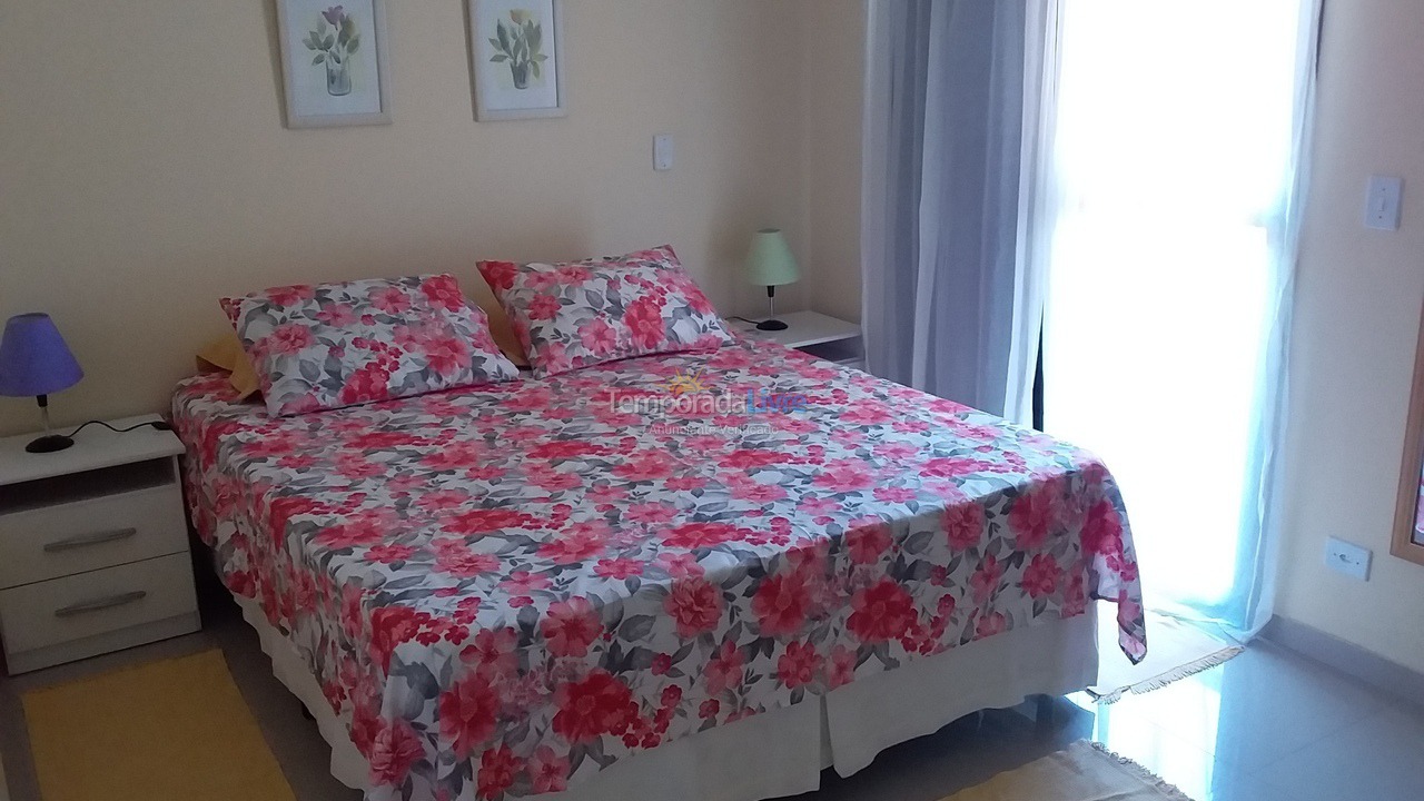 Apartamento para aluguel de temporada em Guarujá (Enseada)