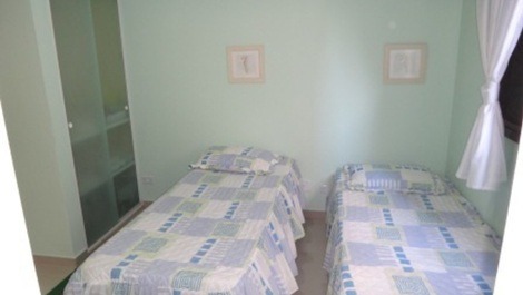 LINDO APARTAMENTO 3 SUITES 300m PRAIA ENSEADA GUARUJÁ