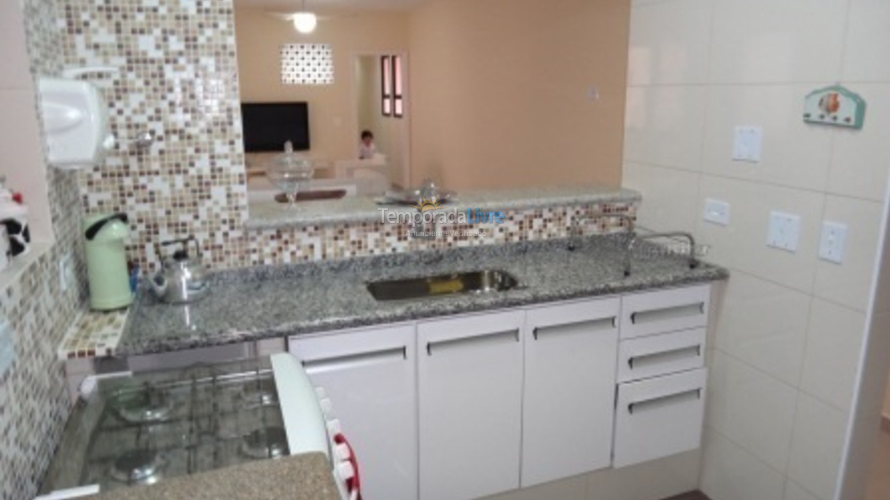 Apartamento para aluguel de temporada em Guarujá (Enseada)