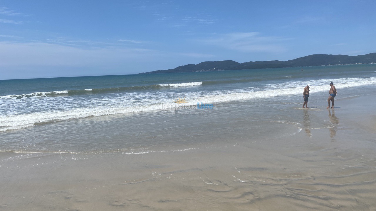 Apartamento para alquiler de vacaciones em Itapema (Meia Praia)