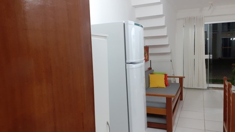 APARTMENT ON TAPERAPUÃ BEACH, NEAR AXÉ MOI, SAFETY, COMFORT, 6 PEOPLE