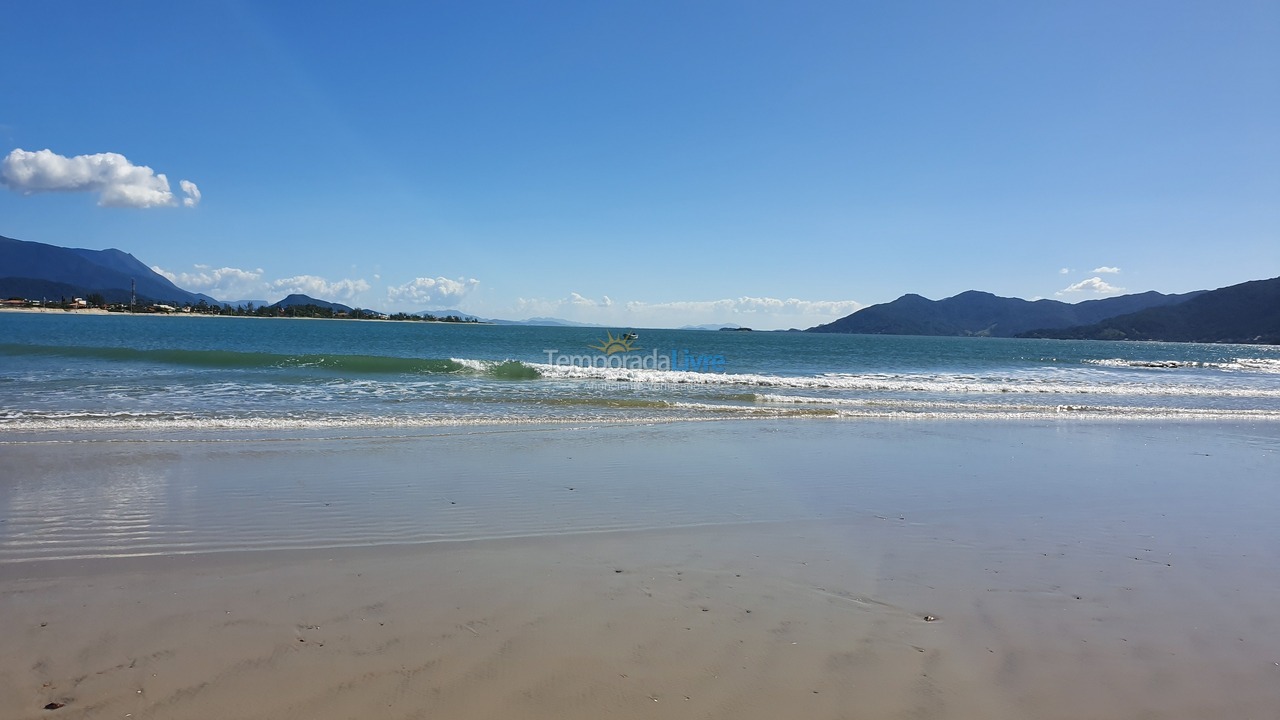 Casa para aluguel de temporada em Palhoça (Praia do Sonho)