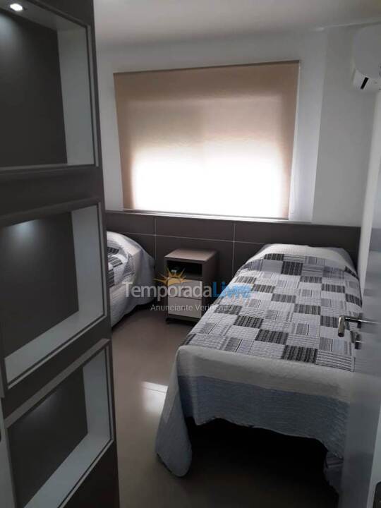 Apartamento para alquiler de vacaciones em Governador Celso Ramos (Praia de Palmas)