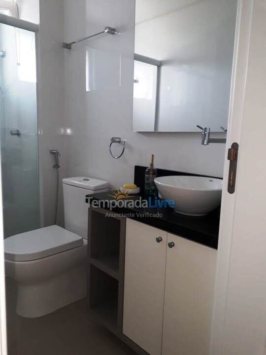 Apartamento para alquiler de vacaciones em Governador Celso Ramos (Praia de Palmas)