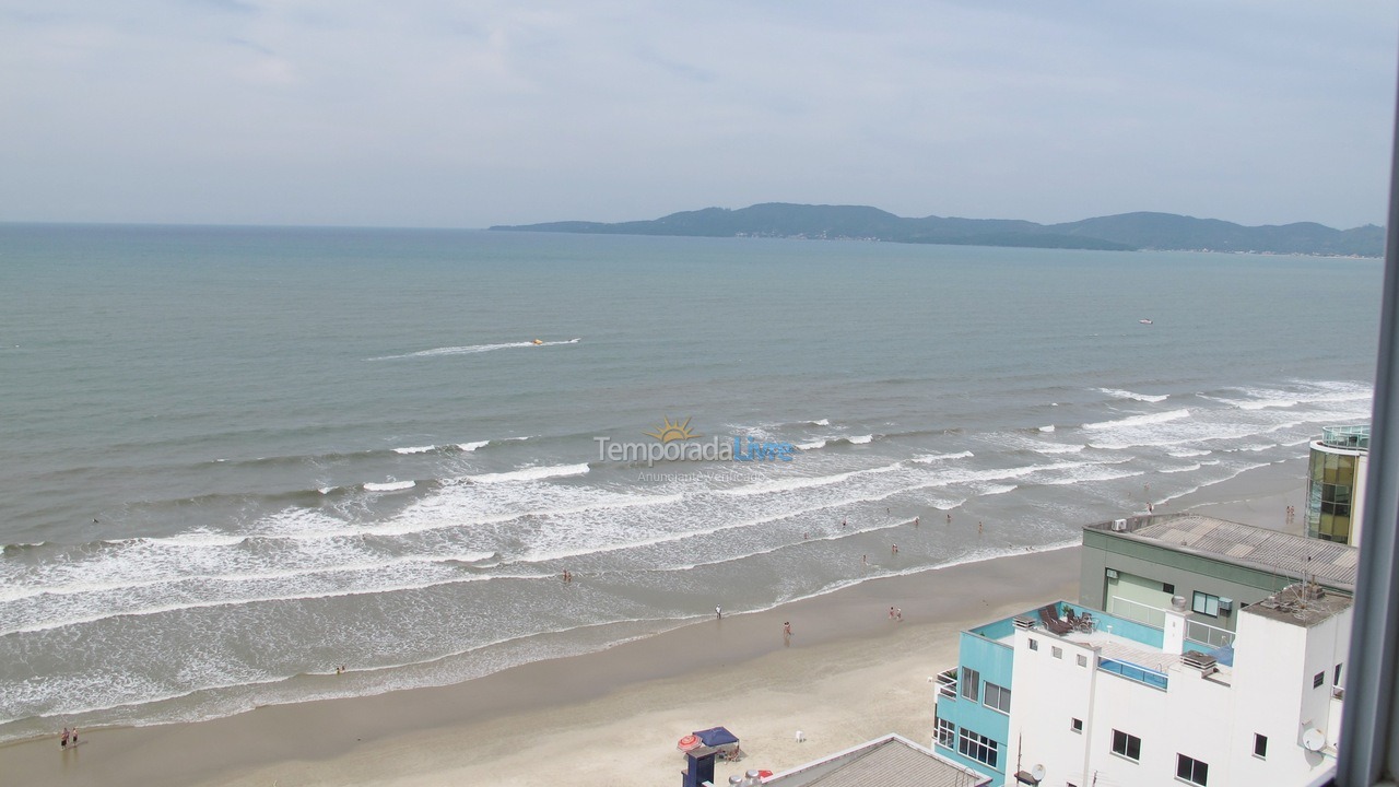 Apartamento para aluguel de temporada em Itapema (Meia Praia)