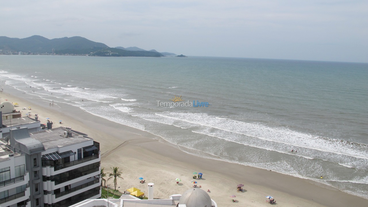 Apartamento para aluguel de temporada em Itapema (Meia Praia)