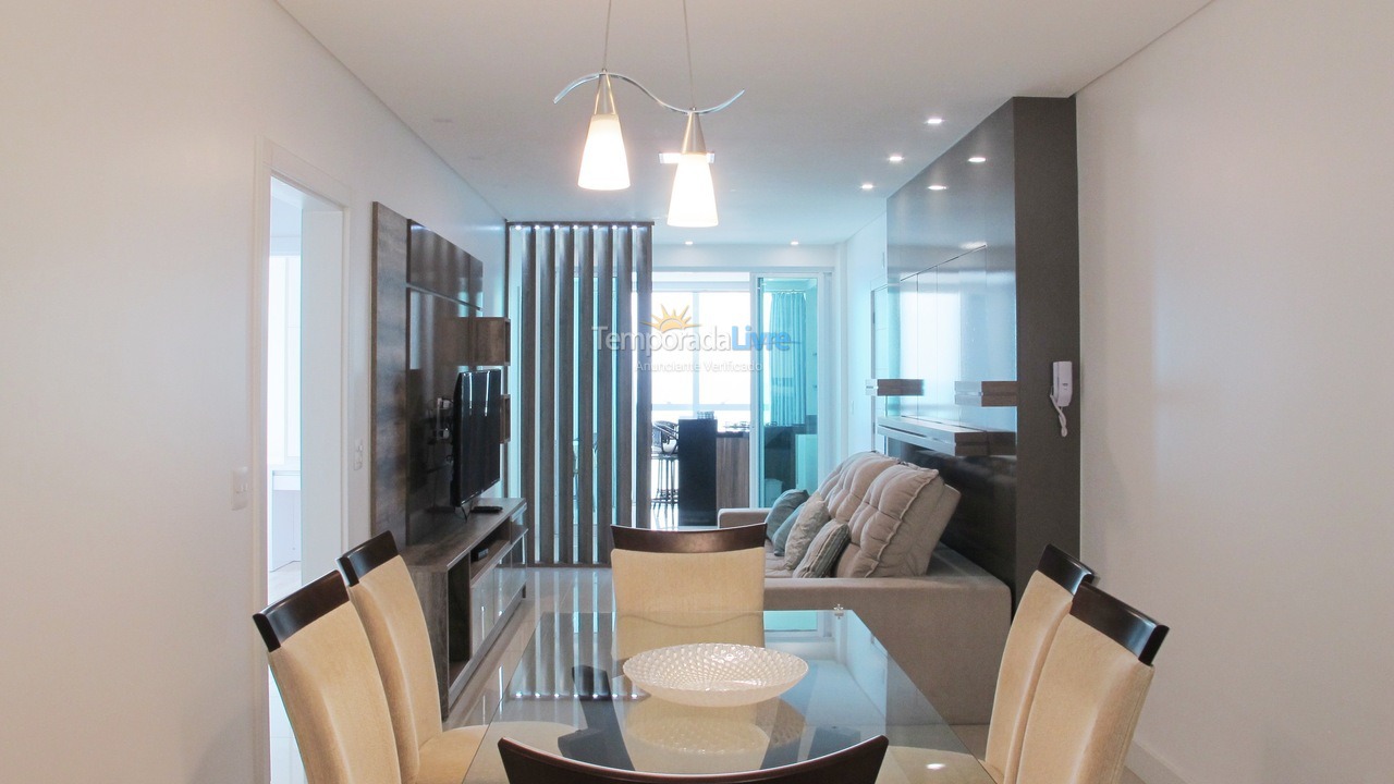 Apartamento para aluguel de temporada em Itapema (Meia Praia)