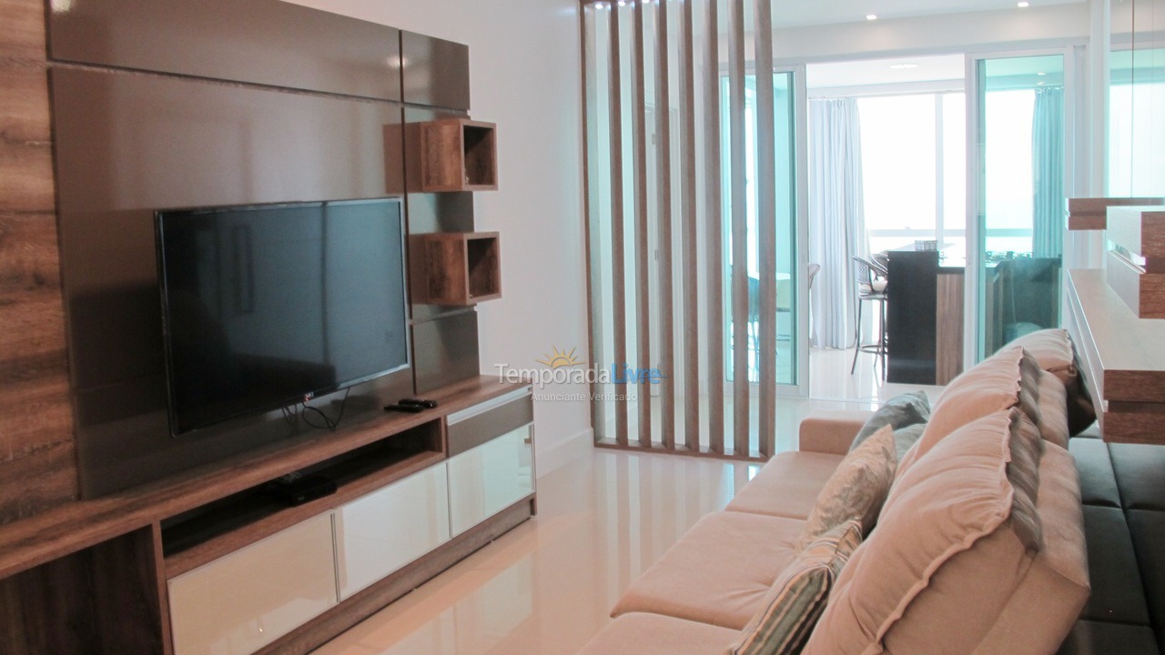 Apartamento para aluguel de temporada em Itapema (Meia Praia)