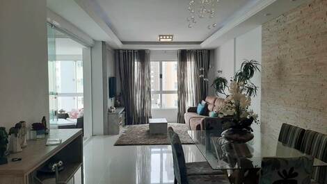 Apartamento de 03 habitaciones en el segundo bloque