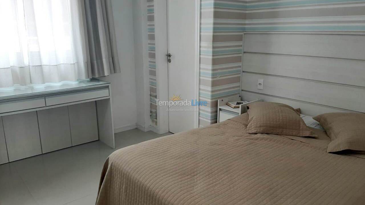 Apartamento para alquiler de vacaciones em Itapema (Meia Praia)