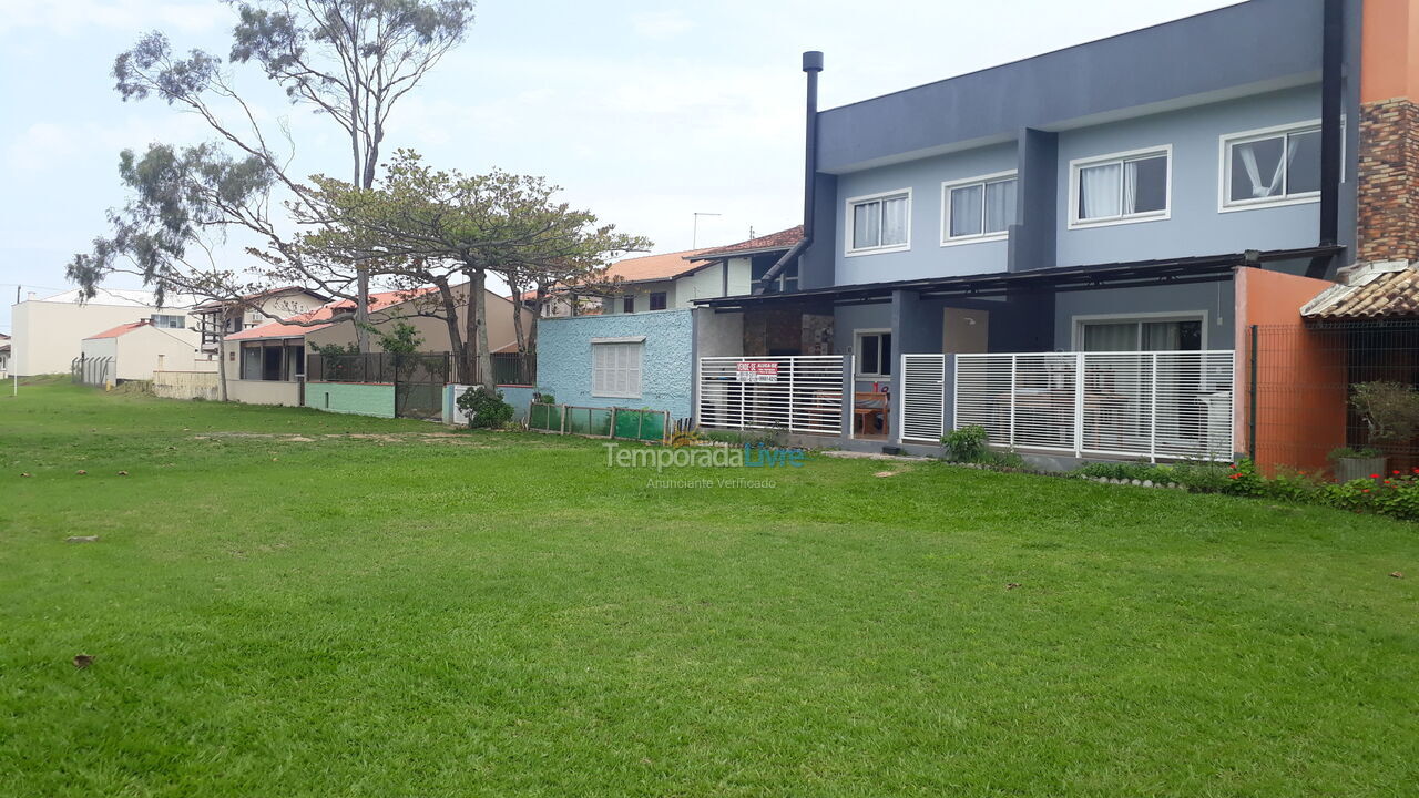 Casa para aluguel de temporada em São Francisco do Sul (Enseada)