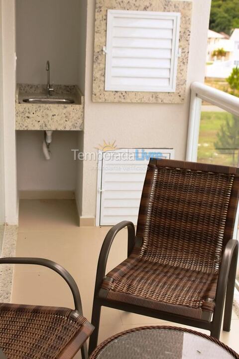 Apartamento para alquiler de vacaciones em Governador Celso Ramos (Praia de Palmas)