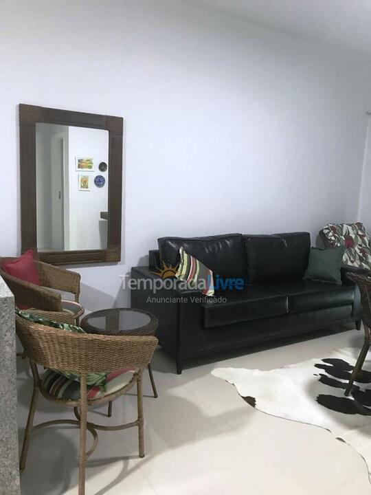 Apartamento para alquiler de vacaciones em Governador Celso Ramos (Praia de Palmas)