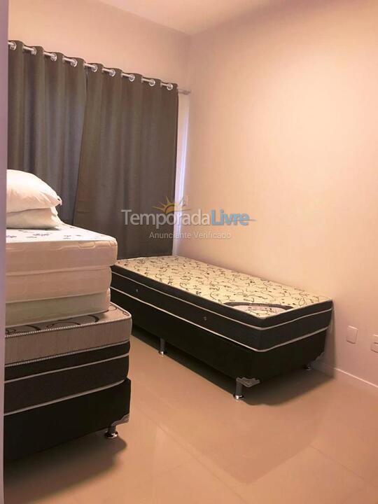 Apartamento para alquiler de vacaciones em Governador Celso Ramos (Praia de Palmas)