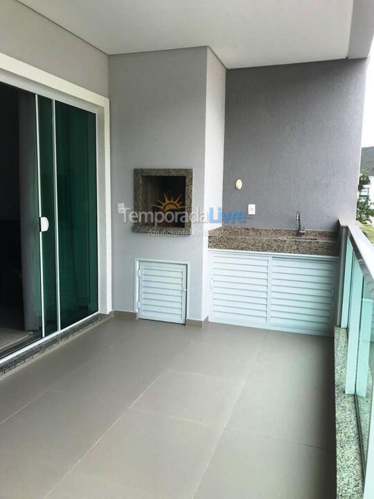 Apartamento para alquiler de vacaciones em Governador Celso Ramos (Praia de Palmas)