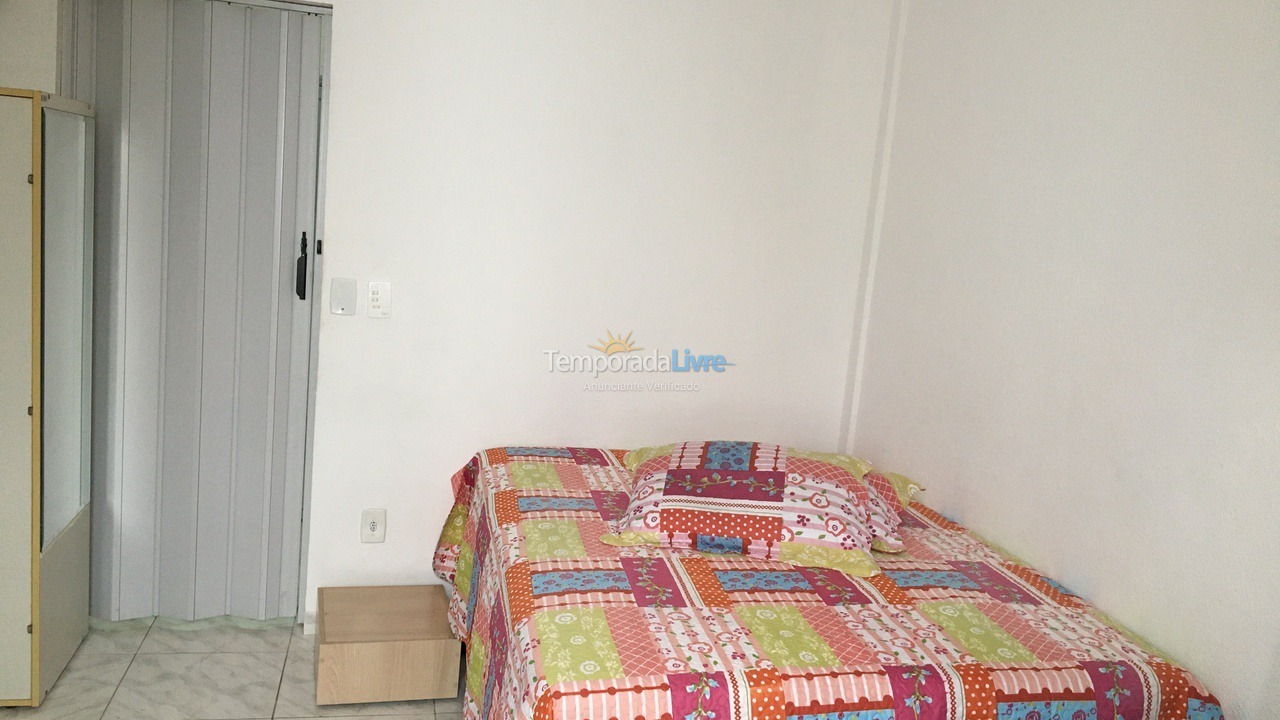 Apartamento para aluguel de temporada em Praia Grande (Guilhermina)