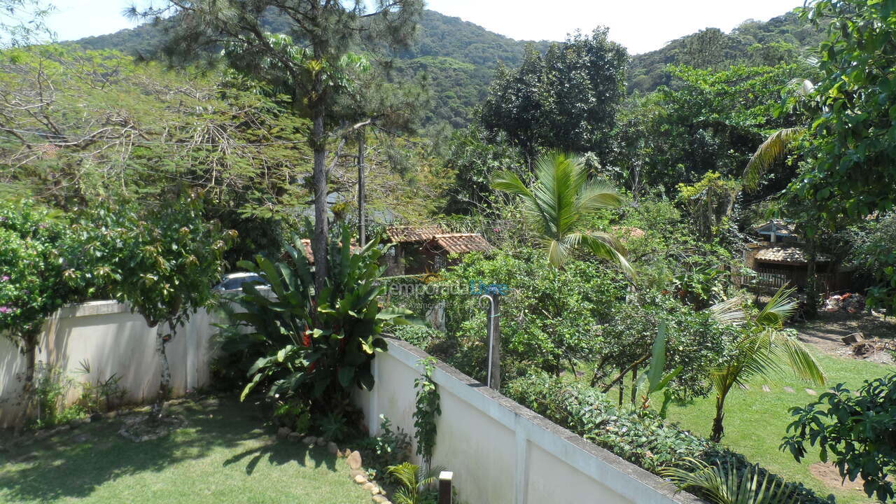 Casa para alquiler de vacaciones em São Sebastião (Boiçucanga)