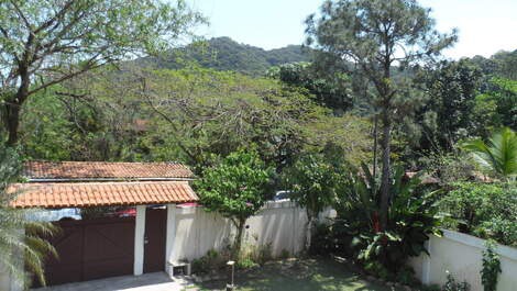 CASA CON PISCINA 4 SUITES A 50 METROS DE LA PLAYA