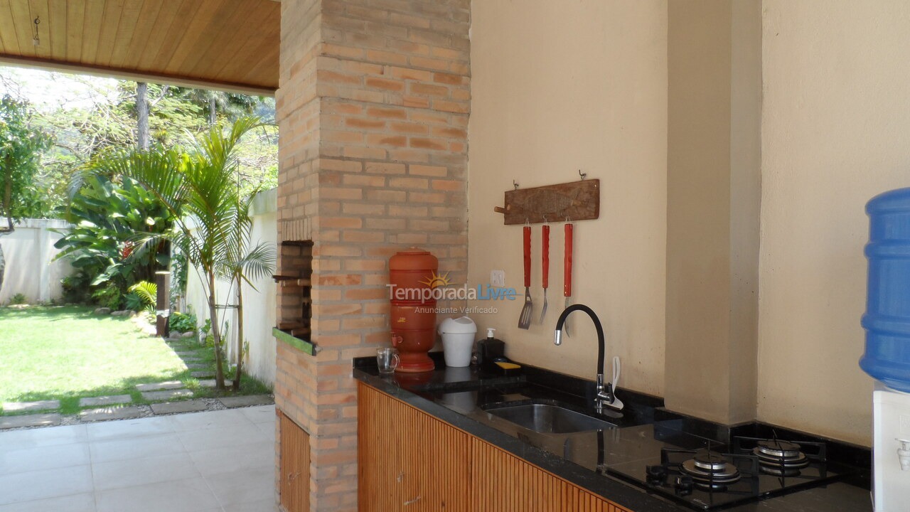 Casa para alquiler de vacaciones em São Sebastião (Boiçucanga)