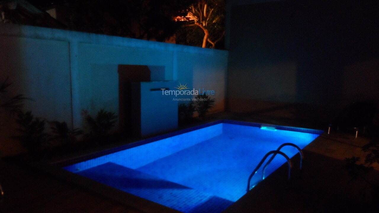 Casa para alquiler de vacaciones em São Sebastião (Boiçucanga)