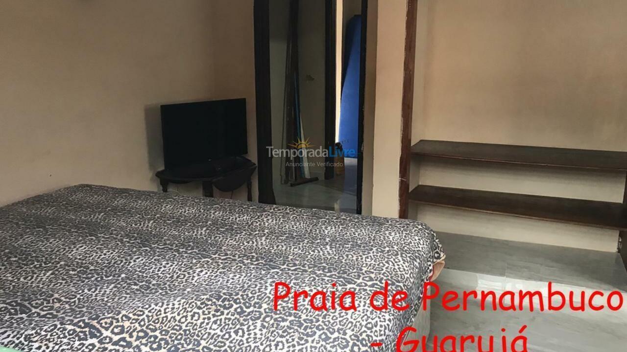 Casa para aluguel de temporada em Guarujá (Praia do Pernambuco)