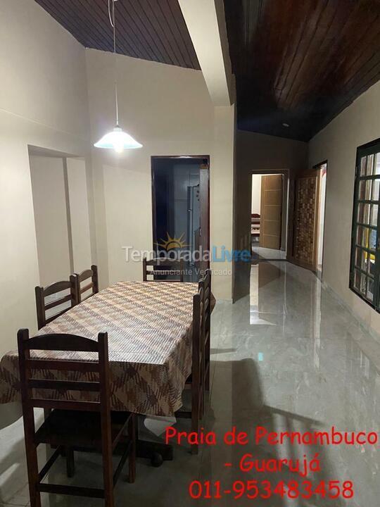 Casa para aluguel de temporada em Guarujá (Praia do Pernambuco)