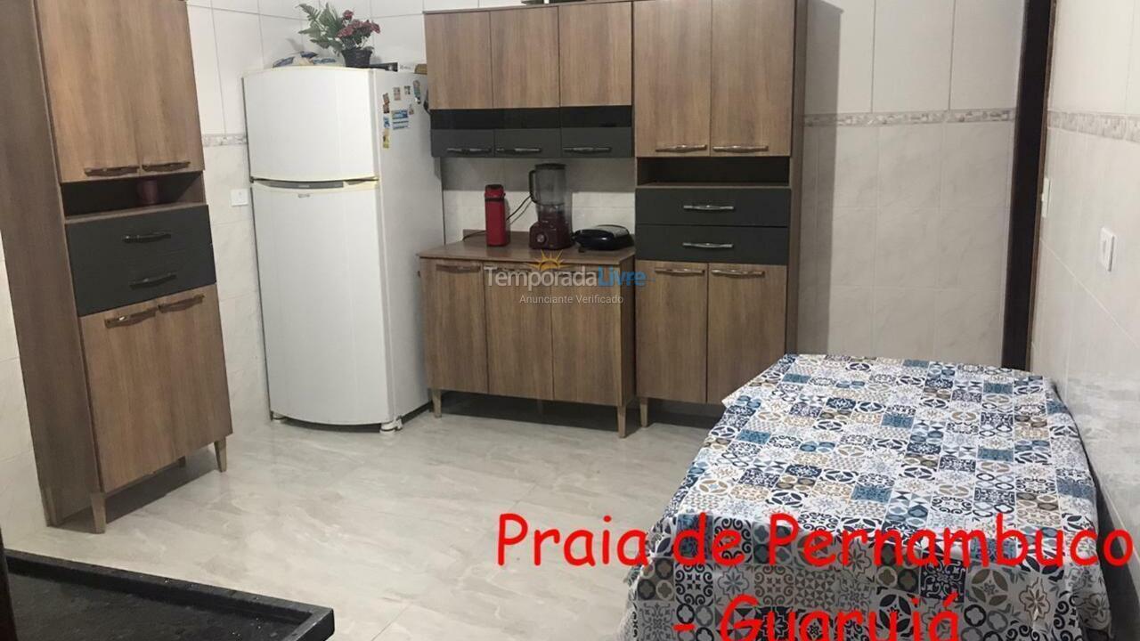 Casa para aluguel de temporada em Guarujá (Praia do Pernambuco)