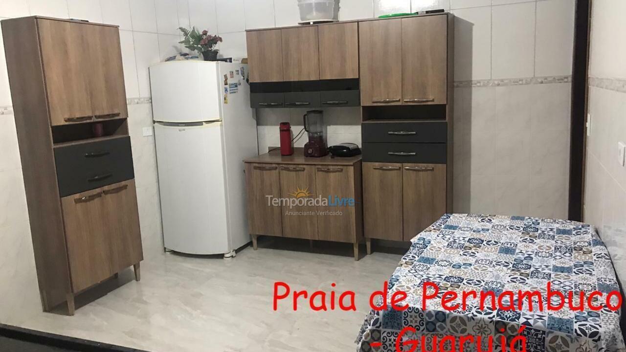 Casa para aluguel de temporada em Guarujá (Praia do Pernambuco)