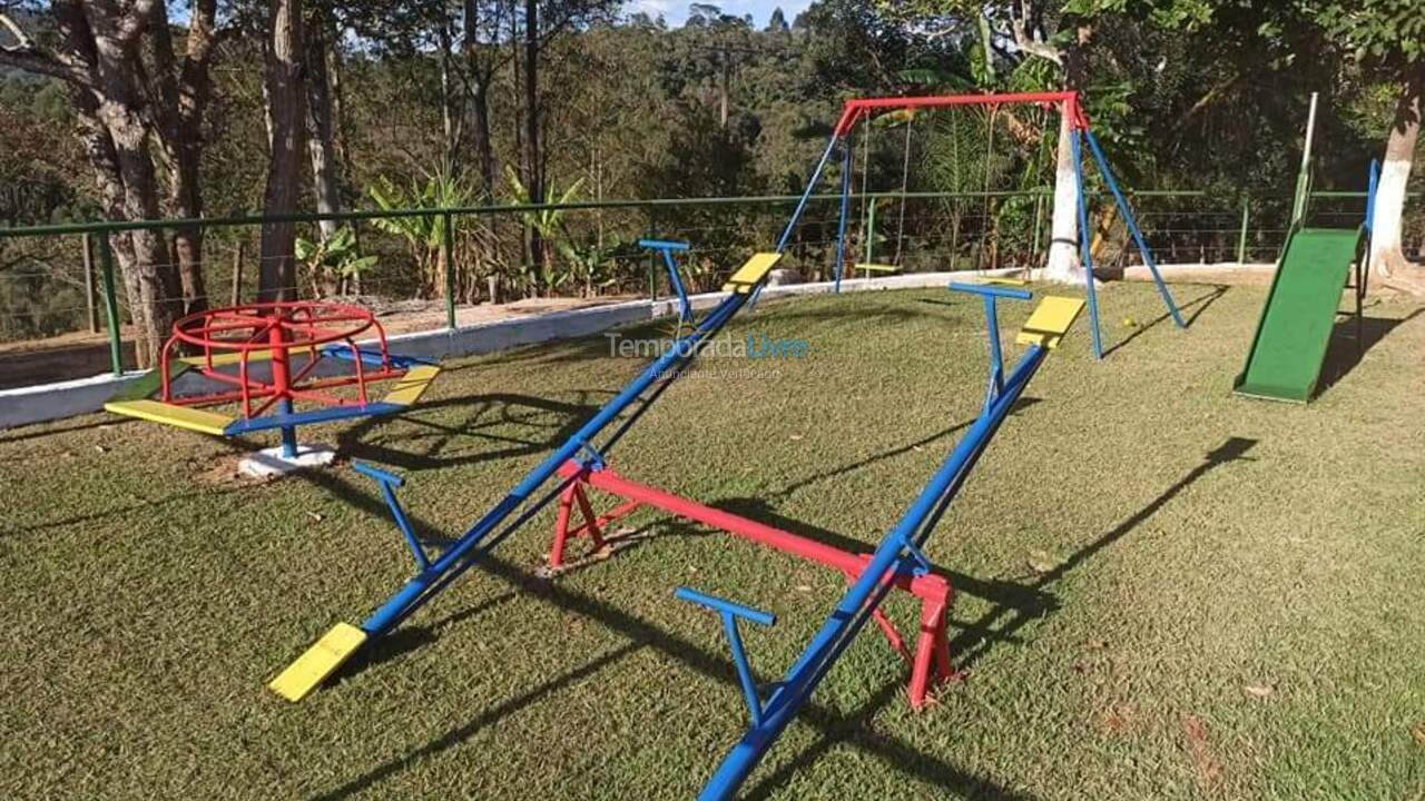 Chácara / sítio para aluguel de temporada em Nazaré Paulista (Ribeirao Acima)