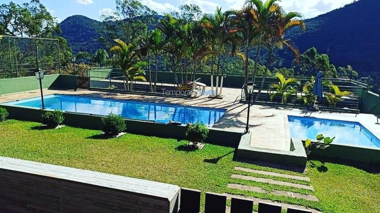 Chácara / sítio para aluguel de temporada em Nazaré Paulista (Ribeirao Acima)