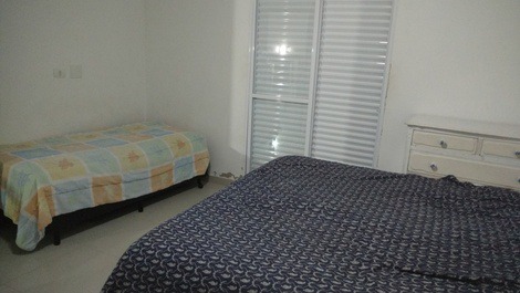 Suíte superior 2 - 1 cama de casal king size -  1 cama de solteiro