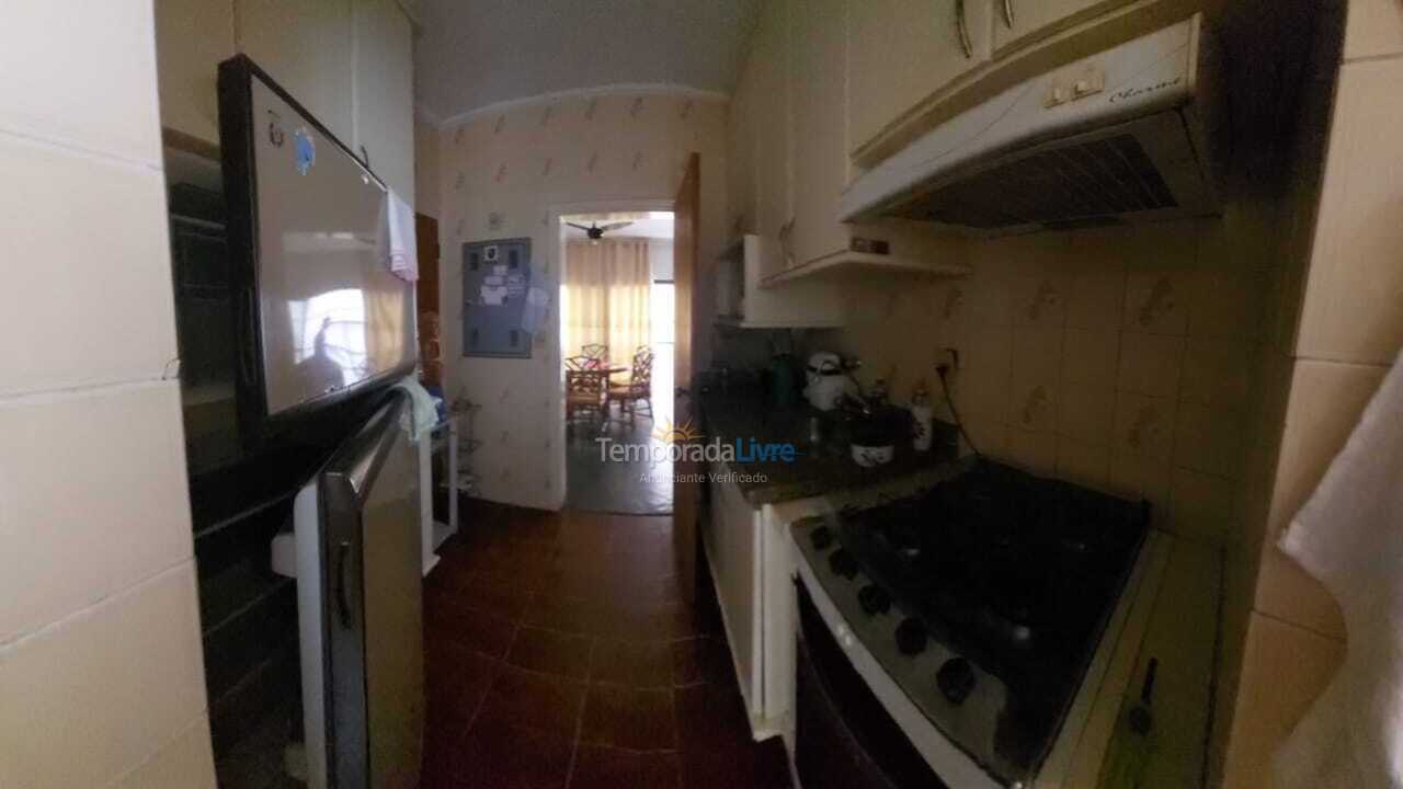 Apartamento para aluguel de temporada em Guarujá (Enseada)