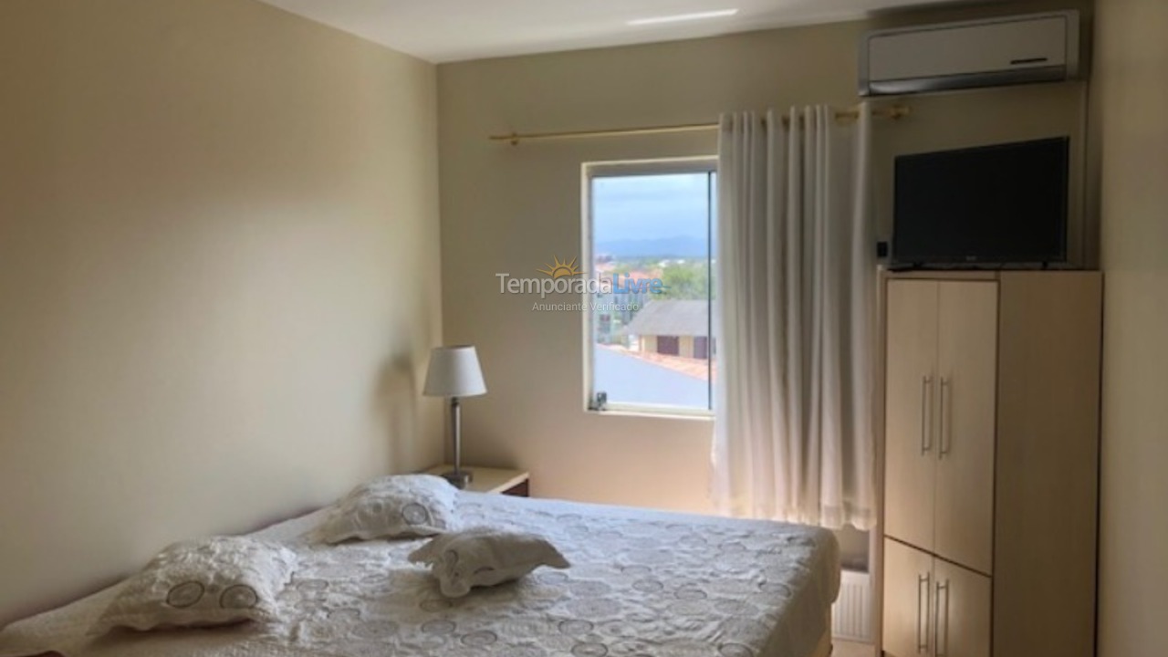 Apartamento para aluguel de temporada em São Francisco do Sul (Enseada)