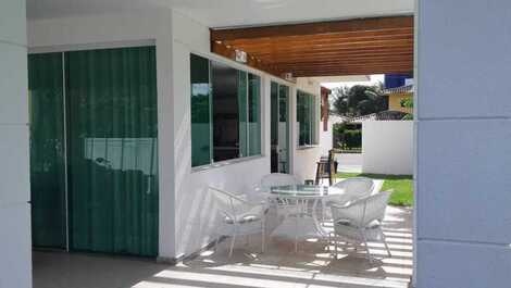 Casa em Condomínio em Guarajuba